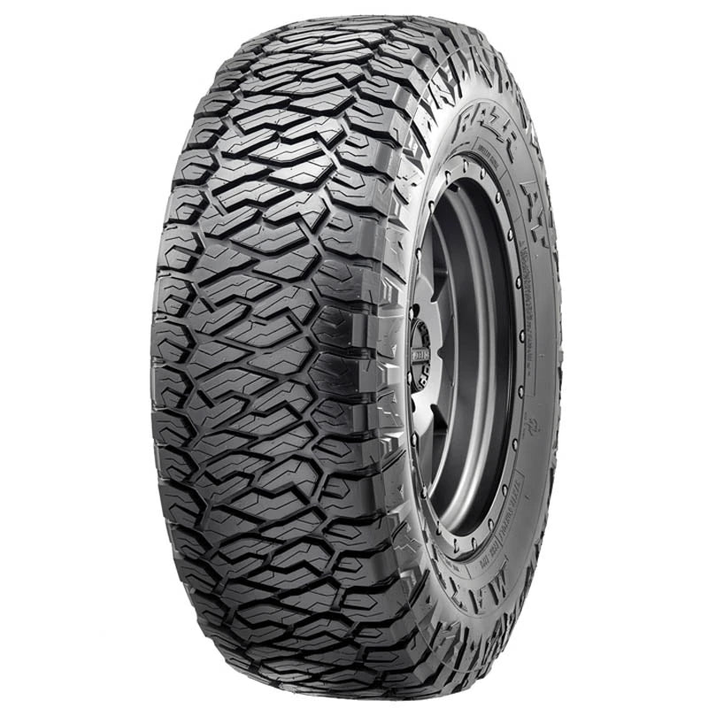LT295/70R18 RAZR AT811 10PR MAXXIS 129/126S RBL M+S